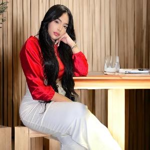 Nathaly Velez Lizardo