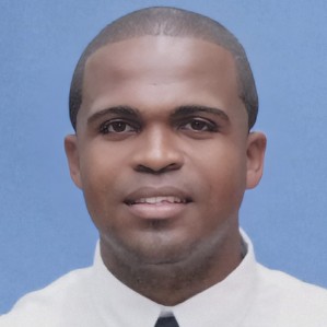 James Edward Valentín Columna